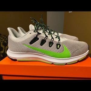 Size 12 Nike Quest 2